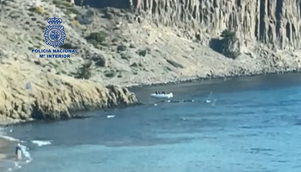 La Policía Nacional desarticula un entramado dedicado al tráfico ilegal de personas desde Argelia