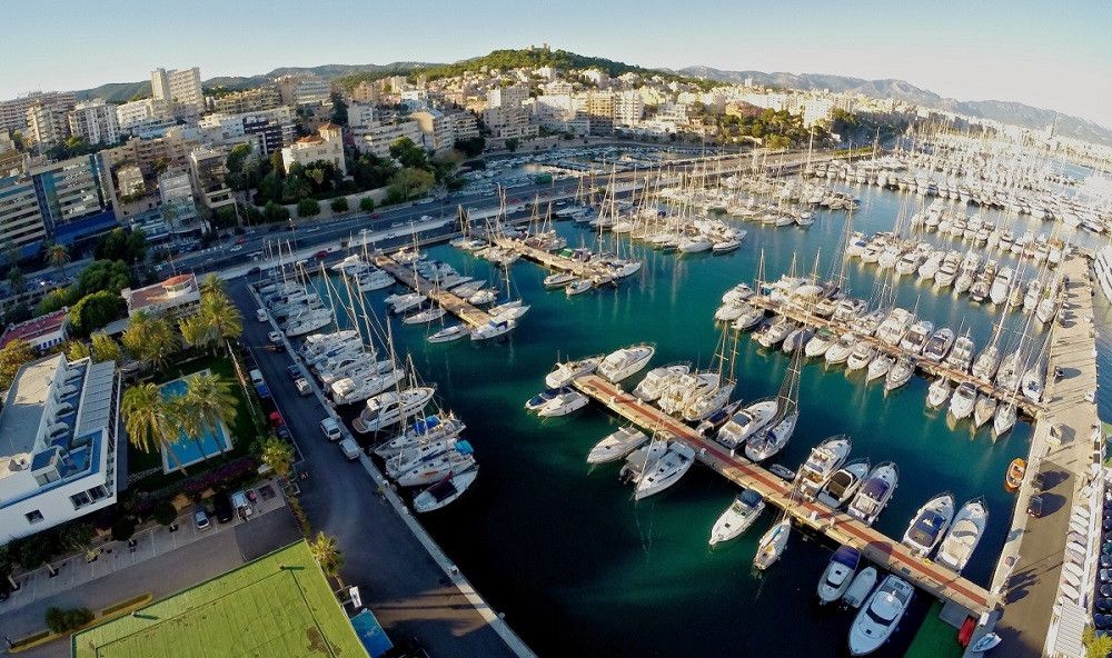 Retenido en Mallorca el primer barco de bandera española que podría pertenecer a un oligarca ruso sancionado
