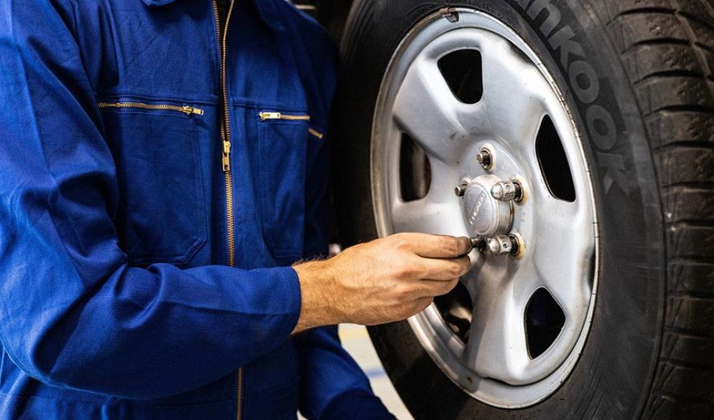 Consumo inspeccionará alrededor de 250 talleres de reparación de vehículos en Andalucía