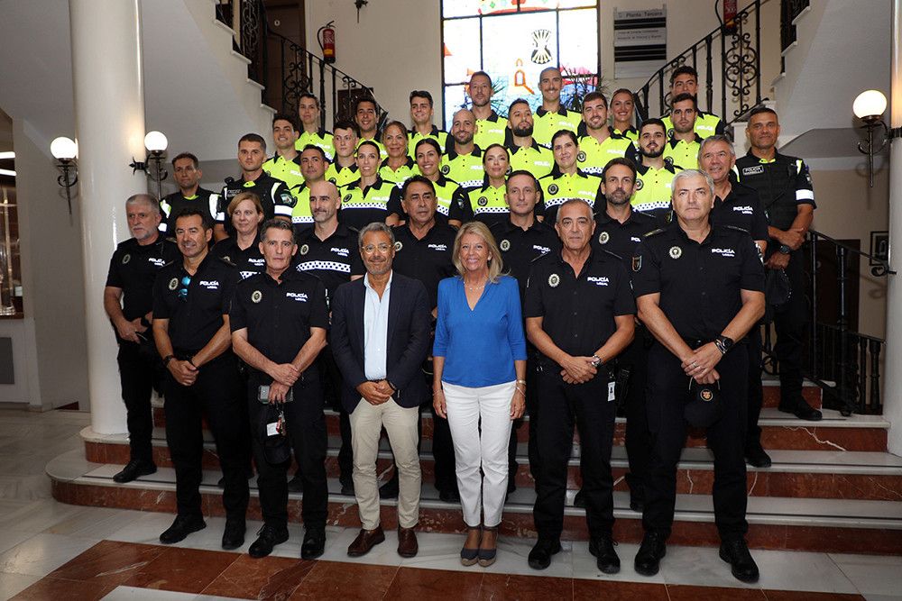 La Policía Local de Marbella incorpora a 23 nuevos agentes en prácticas a su plantilla, que seguirá reforzándose con otra promoción abierta de 14 efectivos