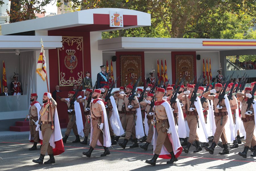 Los reyes, acompañados de la princesa de Asturias, presiden los actos por el Día de la Fiesta Nacional