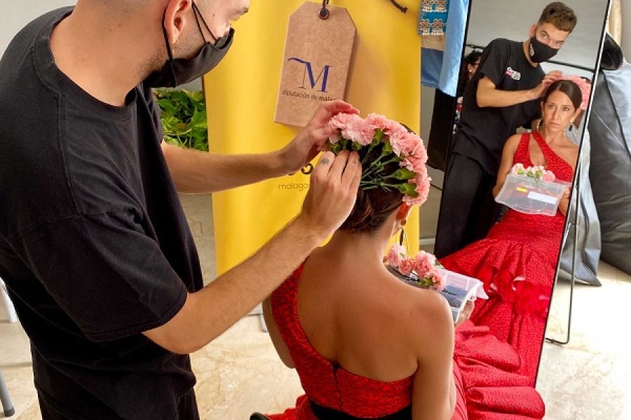 Preparativos de la exposición ‘Héroes con volantes’ de moda flamenca impulsada por Málaga de Moda