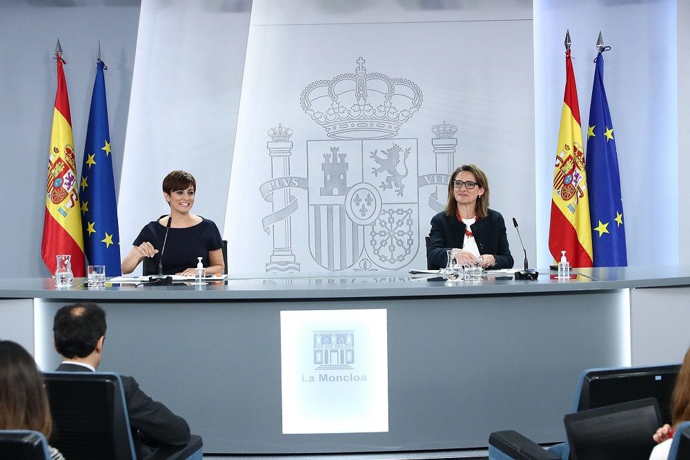 El Gobierno limita el precio del gas para rebajar la factura eléctrica de los hogares, las empresas y la industria