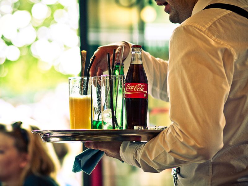 El paro sube en Andalucía en 21.048 personas en enero arrastrado, otra vez, por el sector servicios