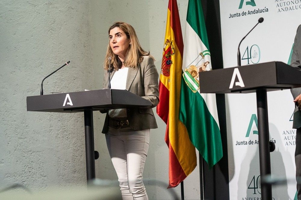 El Gobierno andaluz destinará casi 24 millones a la contratación de los 3.000 auxiliares de playas, que cobrarán 1.900 euros netos al mes