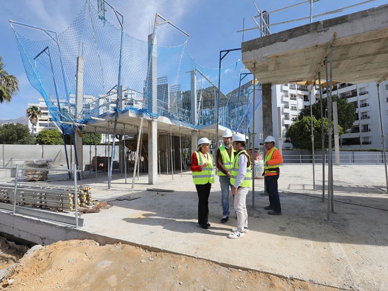 Las obras del Centro de Usos Múltiples de Nueva Andalucía se han ejecutado casi al 40% y está previsto que se completen antes de que finalice el año