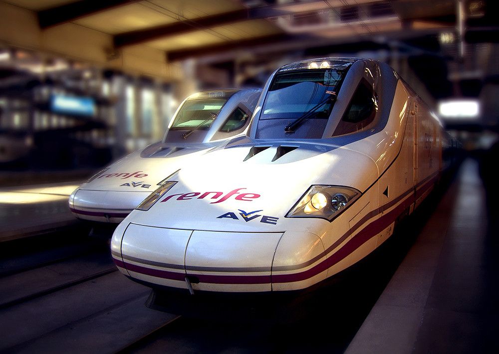 Publicadas las condiciones para que los jóvenes viajen este verano con rebajas de hasta un 90% en los billetes de autobús y tren