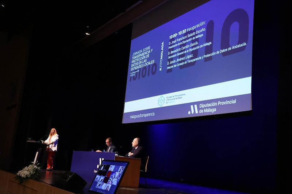 La Diputación aborda en una jornada la transparencia y protección de datos en las entidades locales