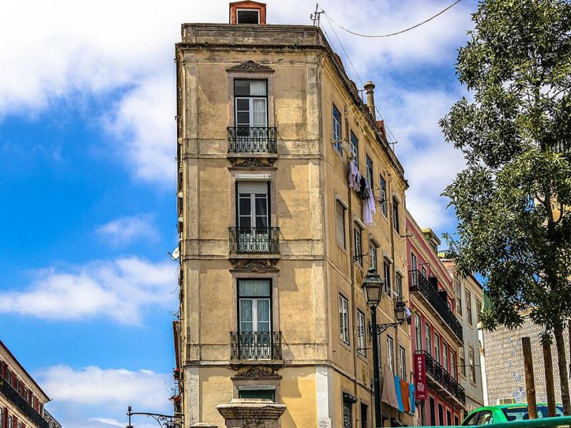 El ministerio firma acuerdos con ocho CCAA para financiar con 45,5 millones de euros la compra de 568 viviendas para alquiler social