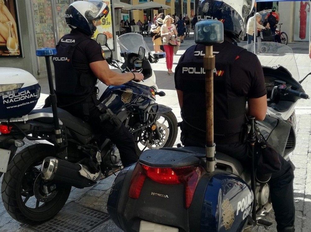 Cinco jóvenes franceses detenidos en Málaga por una reyerta en la que lesionaron y robaron el reloj a una de las víctimas