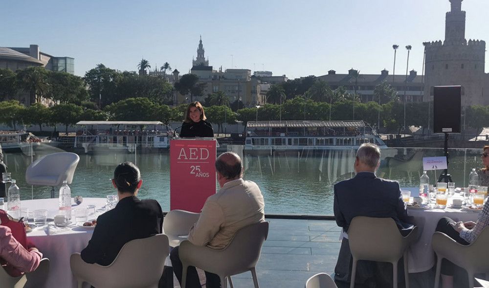 La Consejería de Empleo resolverá en agosto las primeras ayudas a empresas y autónomos para el pago de deudas