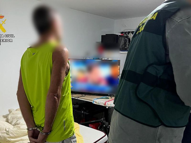 La Guardia Civil detiene a una persona que estafaba mediante páginas web fraudulentas que simulaban ser reales