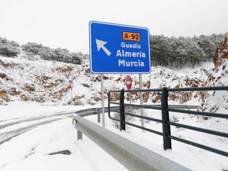AEMET activa para mañana el aviso naranja por nevadas en Granada y Jaén