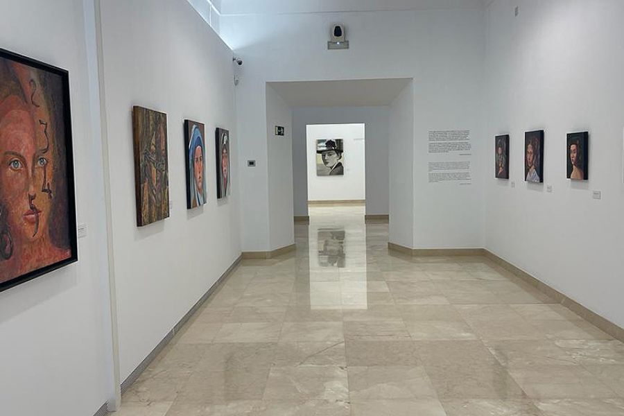 El MAD de Antequera acoge una muestra de pintura creada por el artista malagueño Fernando Núñez usando inteligencia artificial