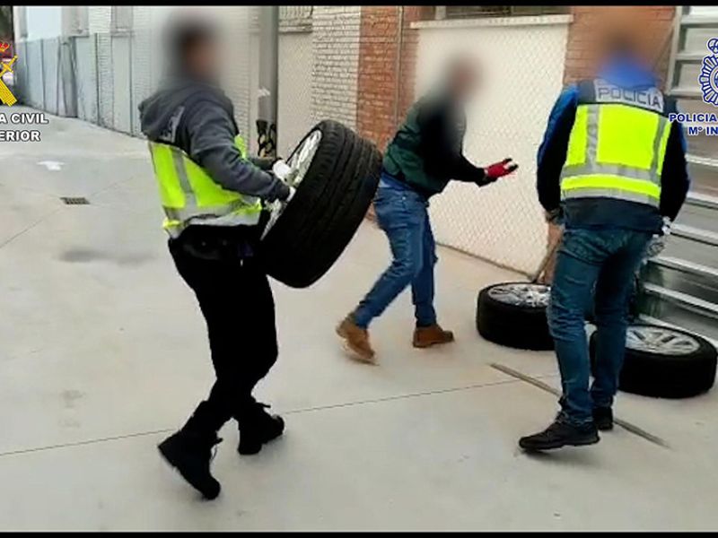Desarticulado un grupo criminal dedicado al robo de vehículos de alta gama