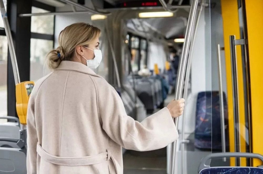 Las mascarillas dejarán de ser obligatorias en el transporte público a partir del 7 de febrero