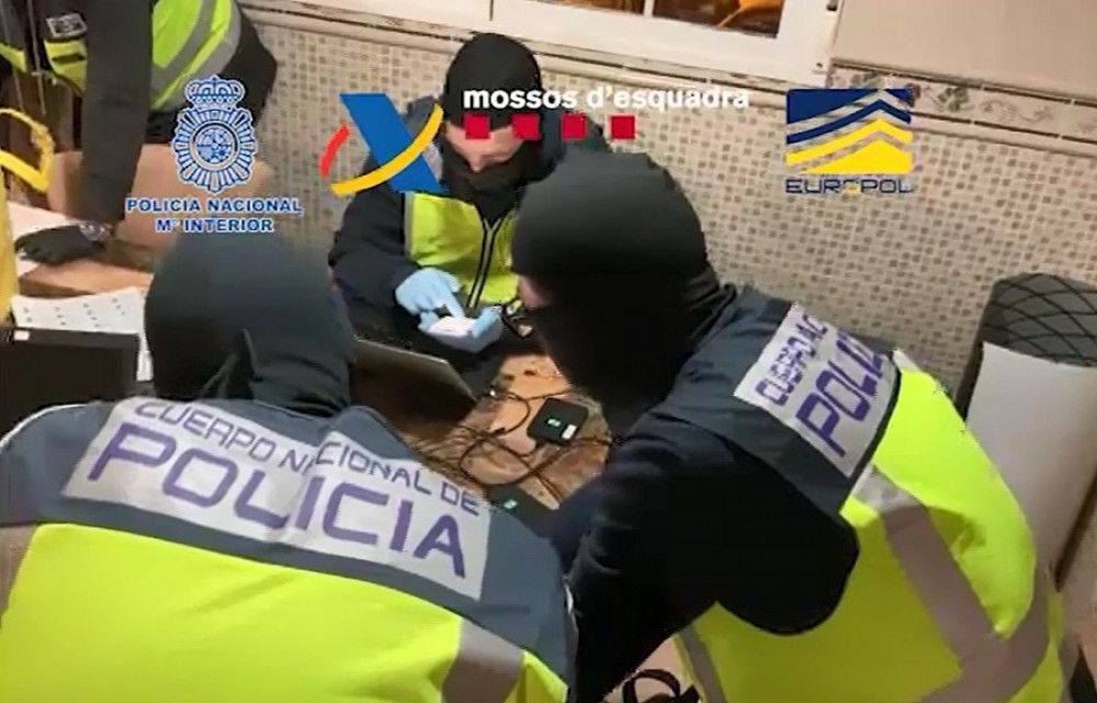 Desarticulada una organización dedicada al contrabando de armas y explosivos que blanqueó en España más de 10 millones de euros