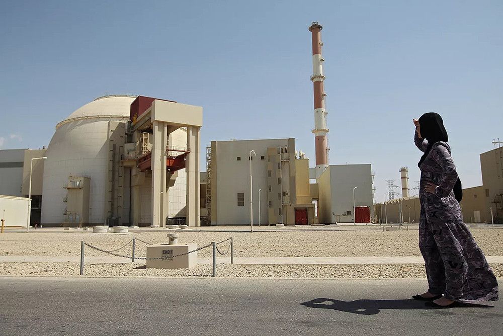 Arabia Saudí se plantea dar la espalda a Estados Unidos y construir su primera central nuclear con ayuda china
