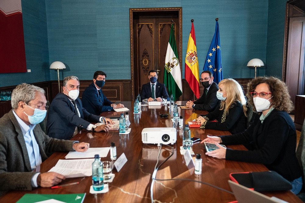 El Gobierno andaluz constituirá una mesa técnica con empresarios y sindicatos para la gestión de fondos europeos