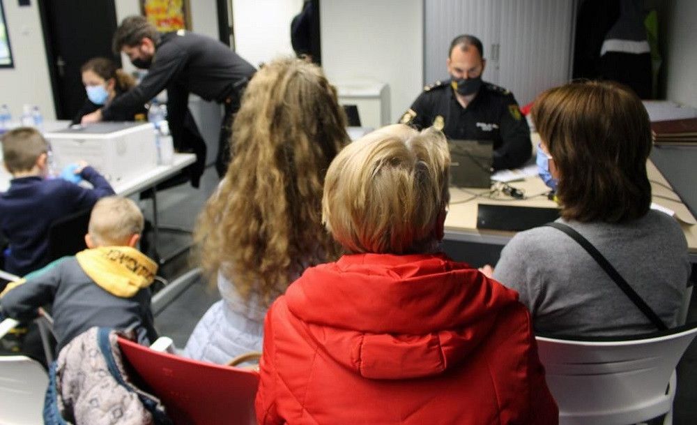 España supera las 10.000 protecciones a refugiados por la guerra en Ucrania