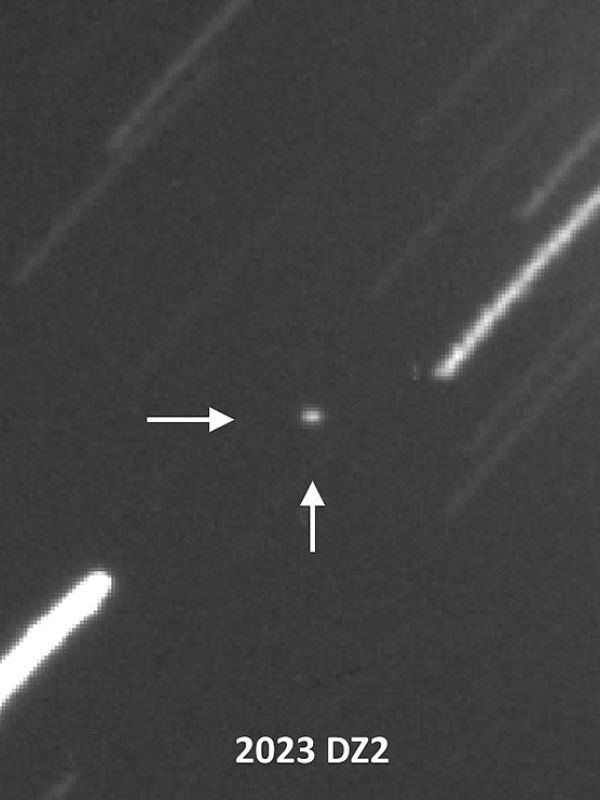 Un asteroide del tamaño del Partenón pasará esta tarde "muy cerca" de la Tierra aunque sin representar riesgo alguno