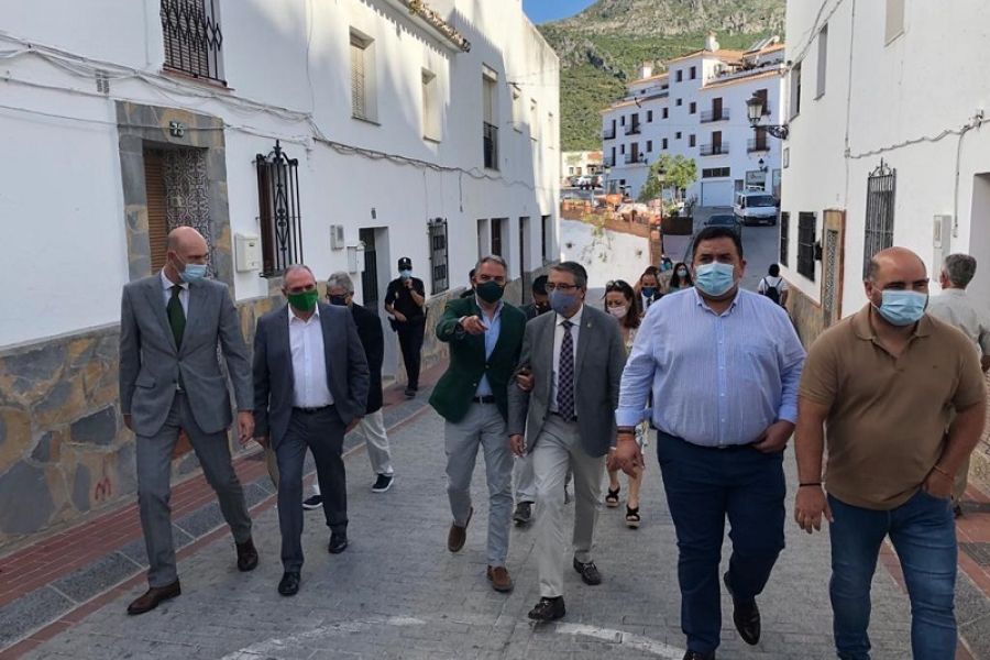 La Diputación, la Junta y el Ayuntamiento de Casares sellan un acuerdo para adecuar como museo la casa natal de Blas Infante