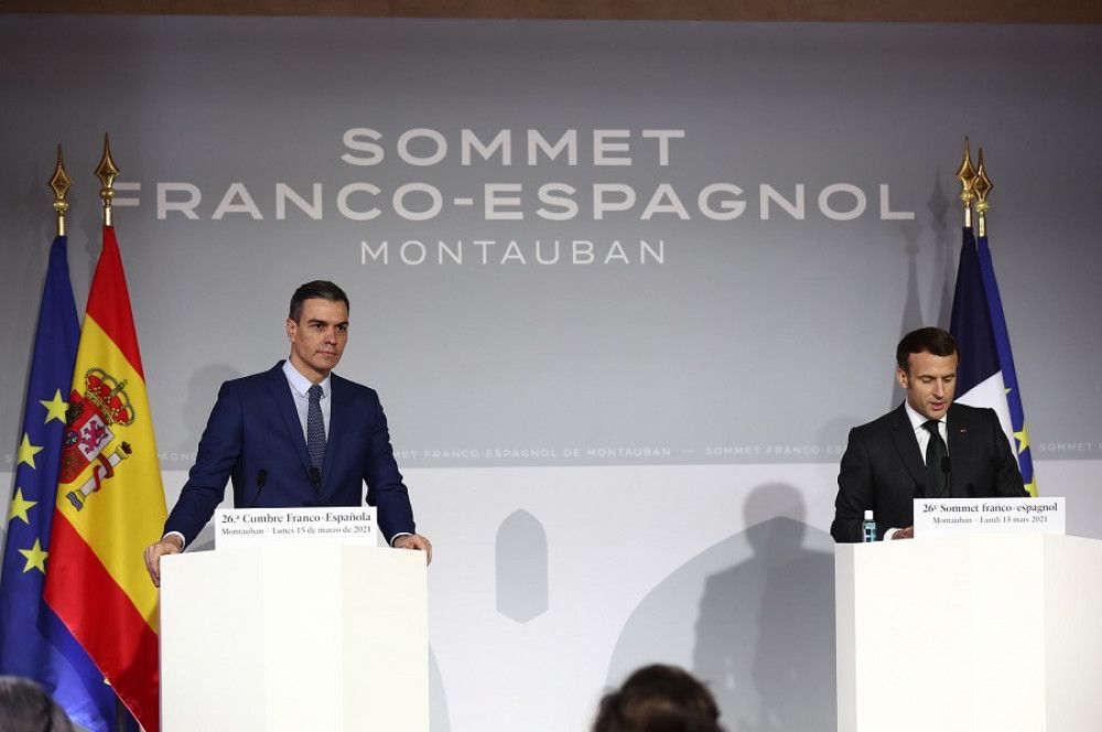 Sánchez subraya ante Macron la histórica relación de confianza que une a España y Francia