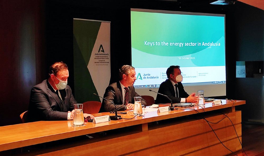 La administración andaluza ha incentivado con casi 180 millones más de 11.000 actuaciones de mejora energética