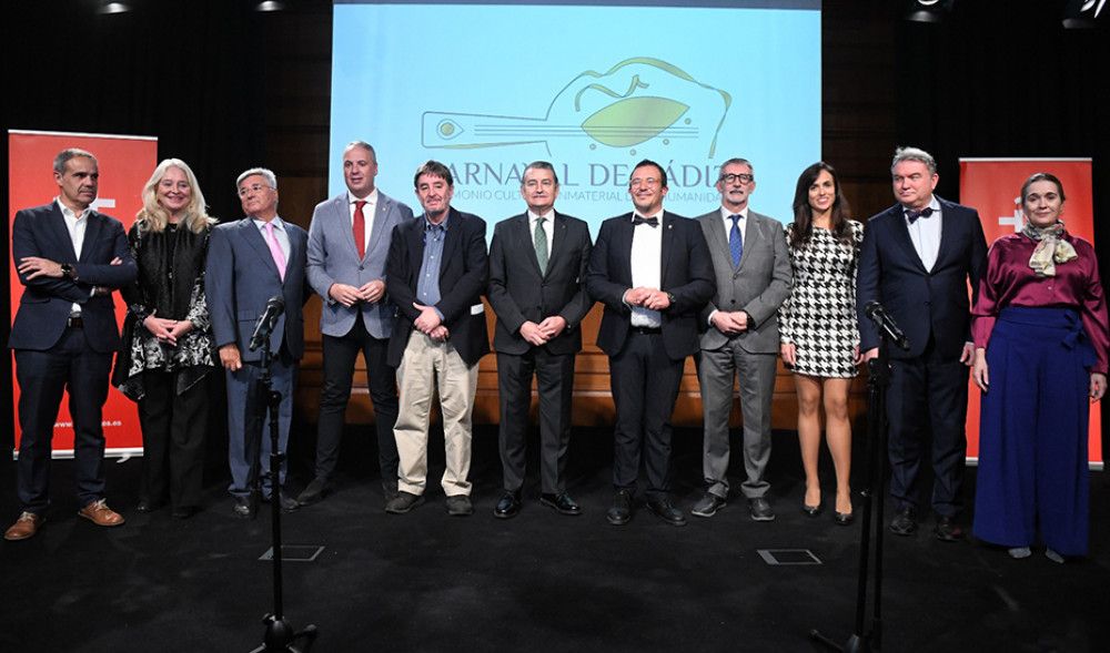 Andalucía respalda la candidatura del Carnaval de Cádiz como Patrimonio Cultural Inmaterial de la Humanidad