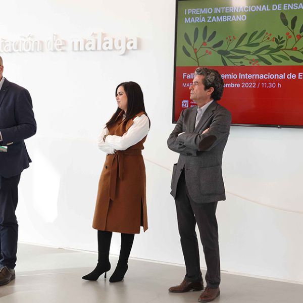 María Rodríguez Lorca, ganadora del I Premio Internacional de Ensayo María Zambrano de la Diputación