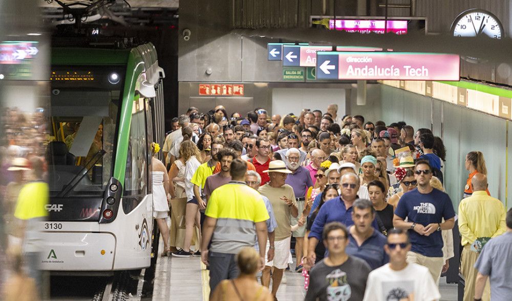 Metro de Málaga triplica su demanda con más de 330.000 viajeros transportados durante la Feria