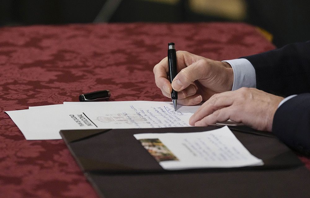 Feijóo aplicará el Plan de Calidad Institucional en los 100 primeros días de su gobierno: “Es un contrato con el país y una herramienta contra la resignación”