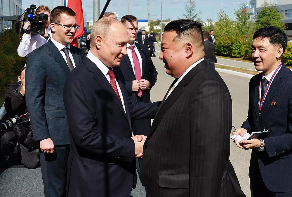 Putin se reúne con Kim Jong-un en el cosmódromo ruso de Vostochni