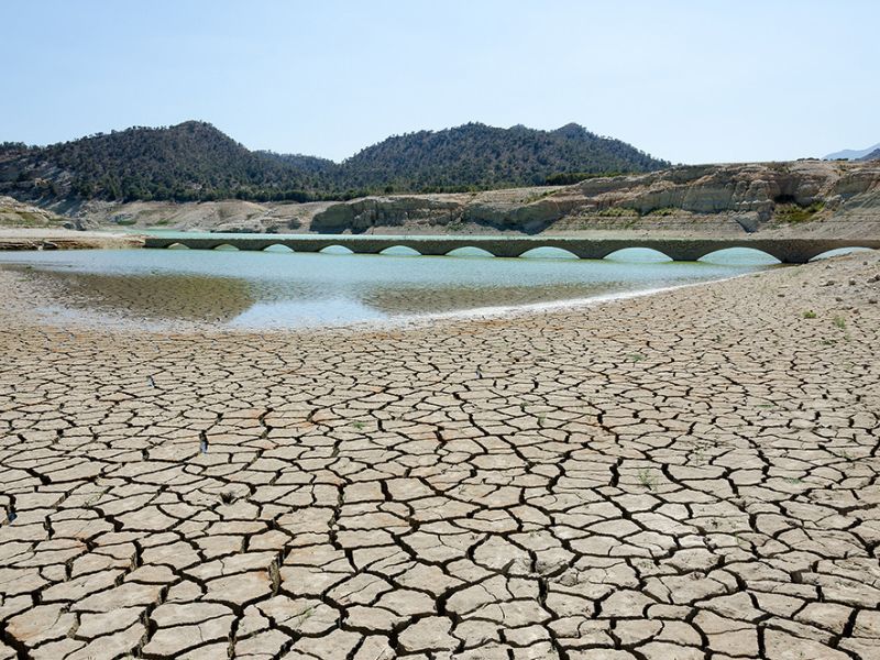El Ayuntamiento convoca el Comité de Sequía para abordar la situación de escasez severa de agua en la Costa del Sol Occidental declarada por la Junta