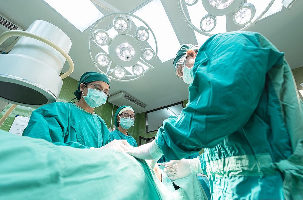 Sanidad amplía la convocatoria para el reconocimiento de títulos de Medicina de profesionales extracomunitarios