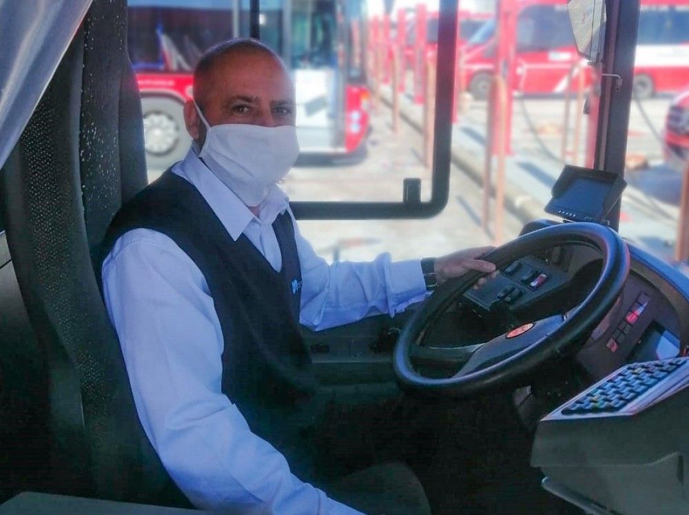 Completado el envío de mascarillas a las autonomías para trabajadores del transporte público terrestre