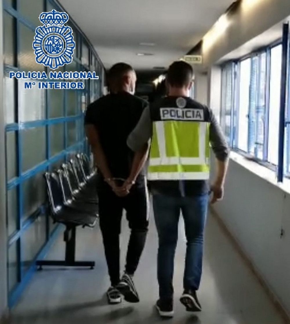 Detenido el responsable de agredir en el Puerto Deportivo a un hombre que acabó cayendo inconsciente al agua