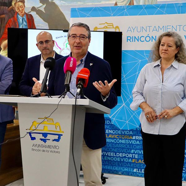 La Diputación impulsa en Rincón de la Victoria la Feria de la Cultura con más de cuarenta actividades