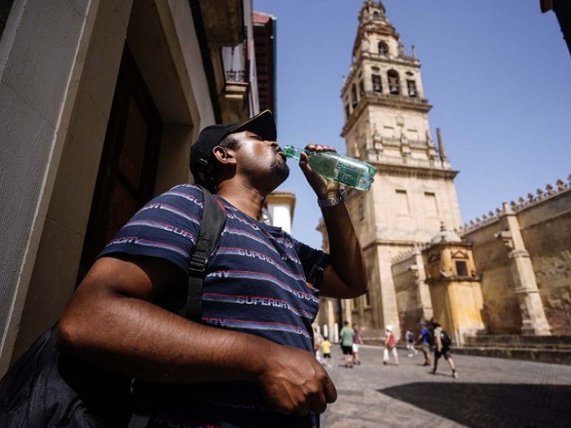 La AEMET ha activado hoy domingo el aviso naranja por altas temperaturas en cinco provincias andaluzas
