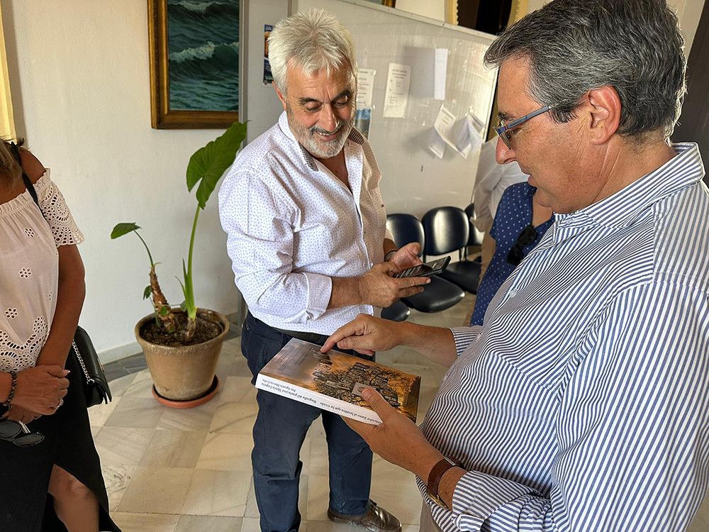 El presidente de la Diputación visita Carratraca para abordar los próximos proyectos que la Diputación desarrollará en el municipio