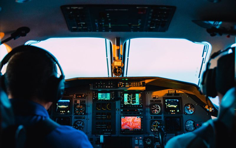 Aerolíneas de 40 países presionan para que se autoricen vuelos con un solo piloto en cabina