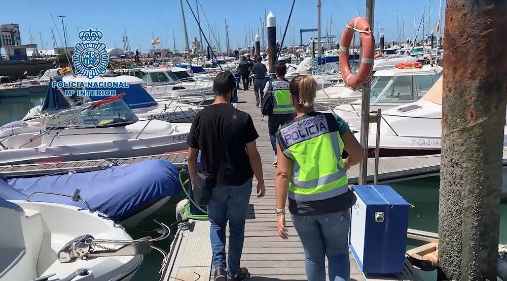 La Policía Nacional detiene a catorce personas en una operación contra el blanqueo de capitales en el Campo de Gibraltar