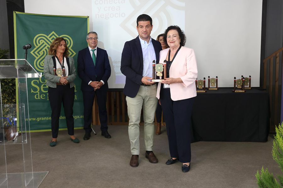 La Diputación premia buenas prácticas empresariales en el V Encuentro Gran Senda de Málaga