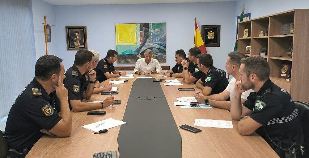 El Ayuntamiento pone en marcha un dispositivo especial con un centenar de efectivos para garantizar la seguridad en los eventos previstos este fin de semana