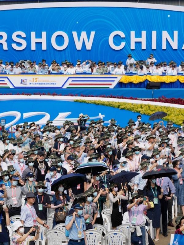 China presenta su primer vehículo espacial de reabastecimiento