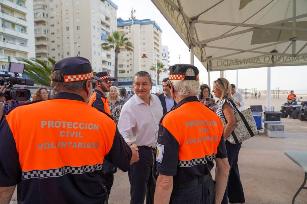 Actualizado el Catálogo de Playas de Andalucía con un asistente conversacional