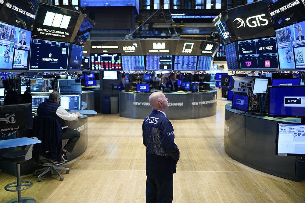 Wall Street apunta a la baja después de que Fitch haya rebajado la calificación crediticia del gobierno de EEUU