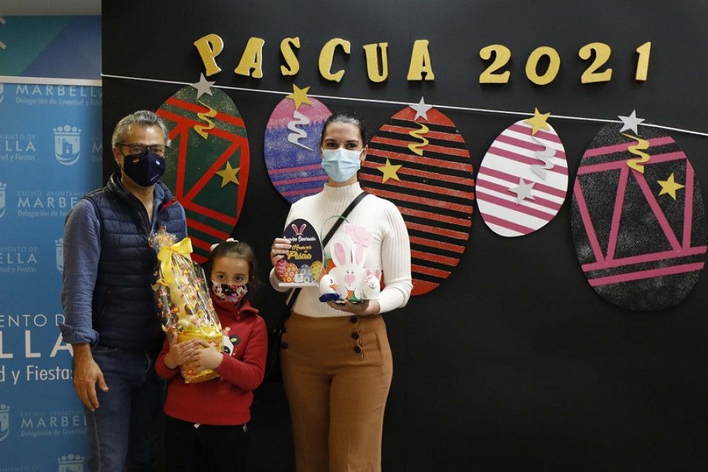Leila Olivet, Leyre Sánchez y Verónica Caravaca logran los primeros premios del concurso online Decoración Huevos de Pascua’ de la Delegación de Fiestas