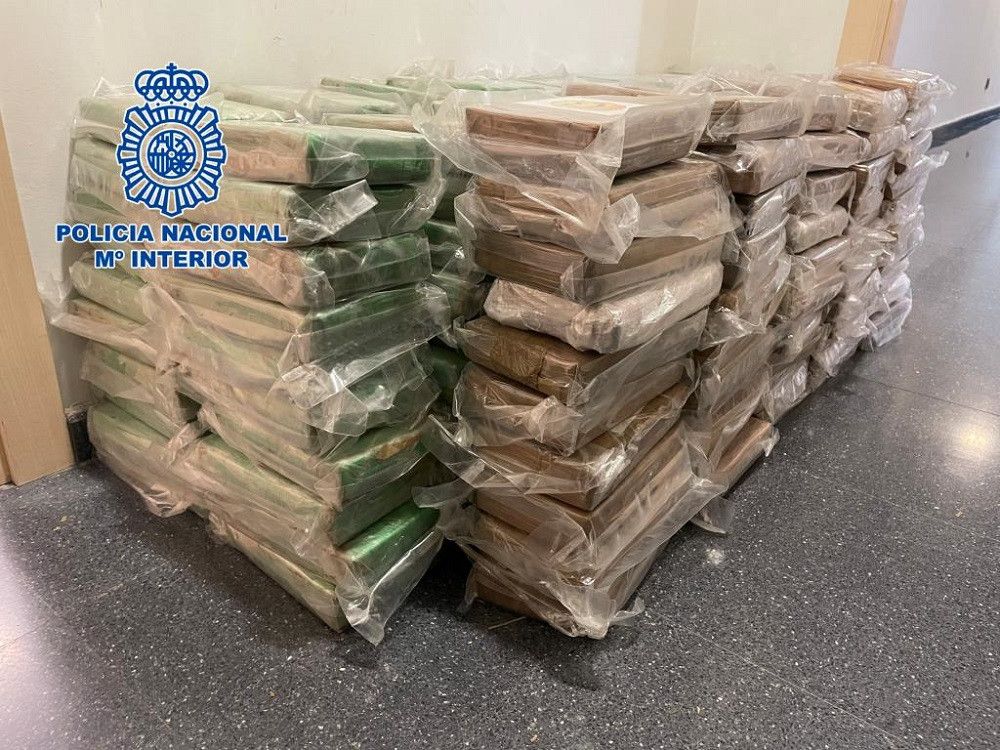 La Policía Nacional interviene 250 kilos de cocaína de gran pureza que iban a ser distribuidos por el territorio nacional