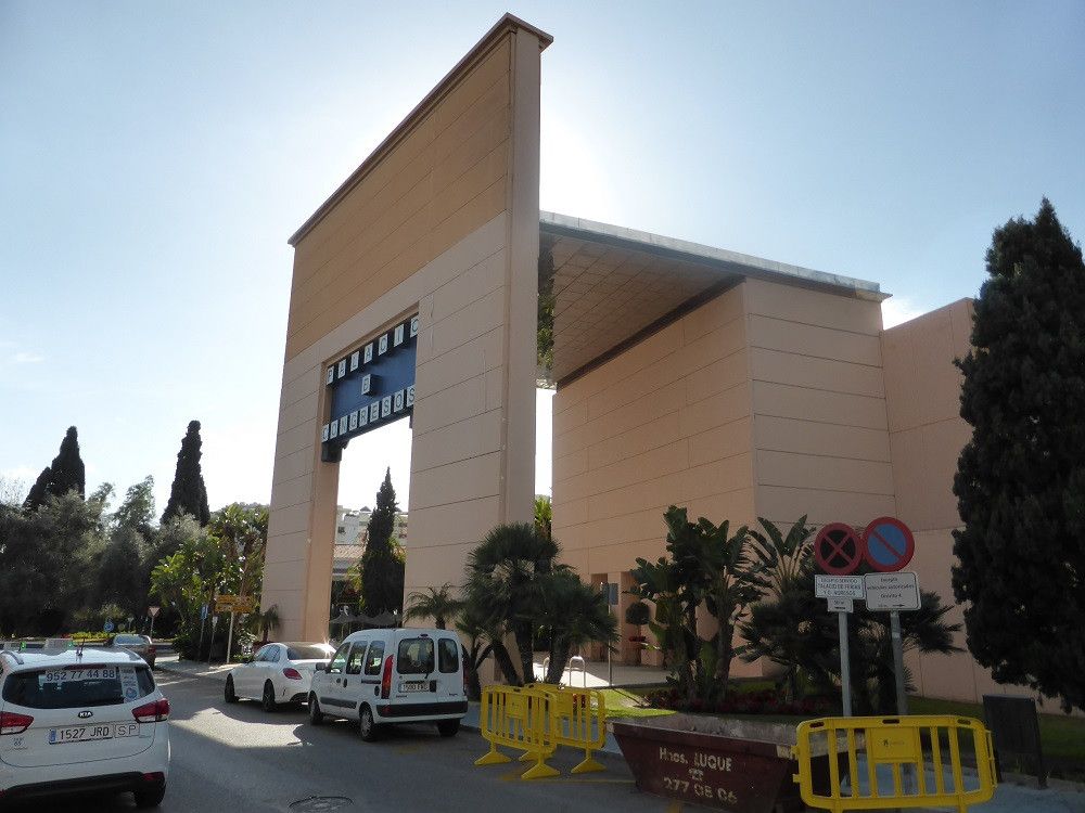 El Ayuntamiento habilita el Palacio de Congresos Adolfo Suárez como punto de recogida de alimentos, medicinas y enseres para el pueblo ucraniano